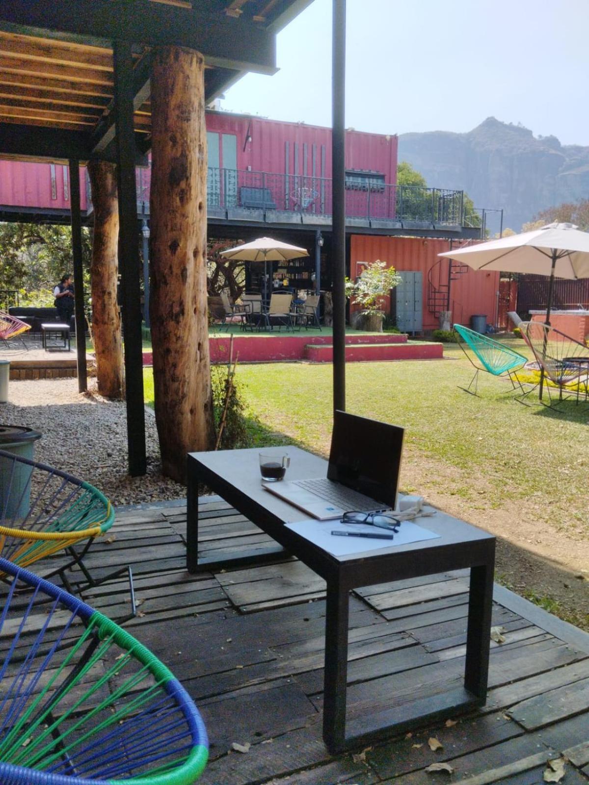 Containers Park Hotel Tlayacapan Buitenkant foto
